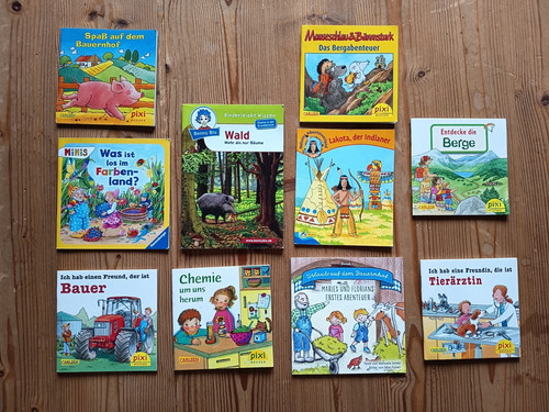Kinderbücher - 10, x